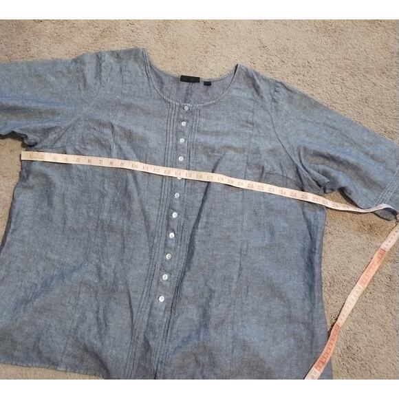 Avenue Women's Charcoal Button-Up Blouse - Picture 6 of 8